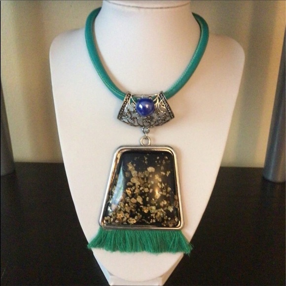 NEW. Modern Colorful Geometric Set. - Picture 3 of 15